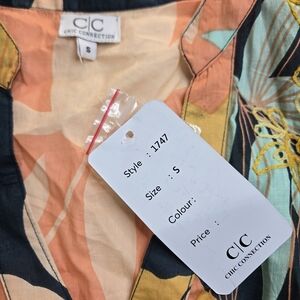 Chic Connection Floral Blouse